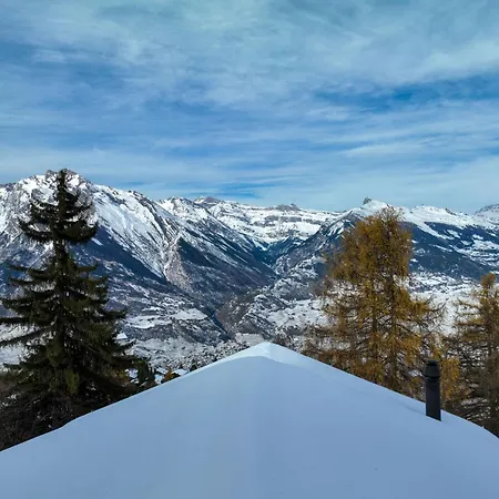 Altamira By Interhome *