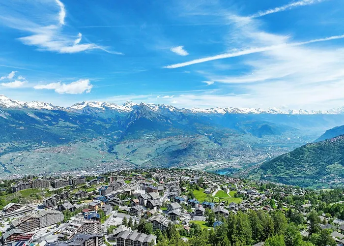 Altamira By Interhome *